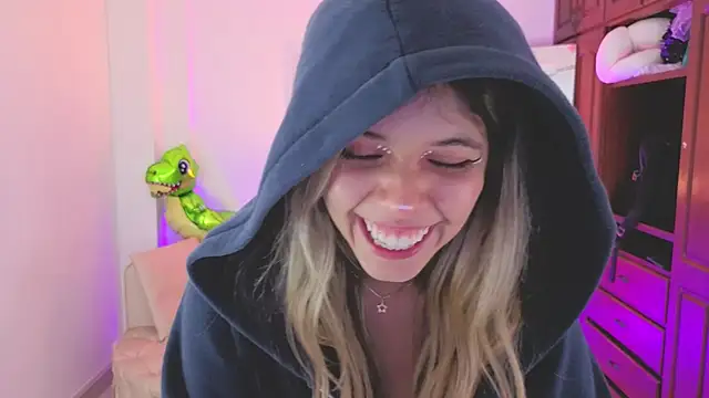 NATAASHA___n Live XXX chat