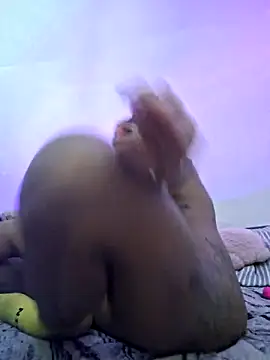 Chat +18 de _keylafisher_ ao vivo