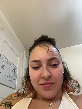 Mamachulita's Live XXX Chat