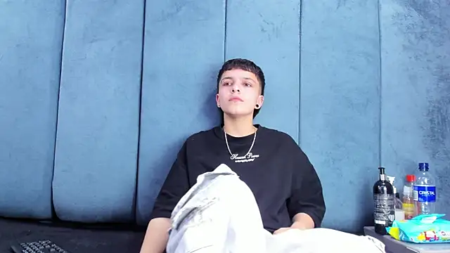 Chat +18 de Megan_Thompson_ ao vivo