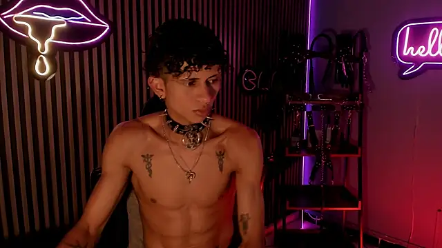 Maximoking26 webkamerás műsora