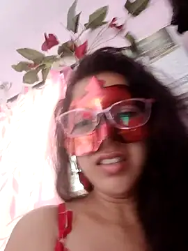 Pertunjukan Kamera Web thanusi_2