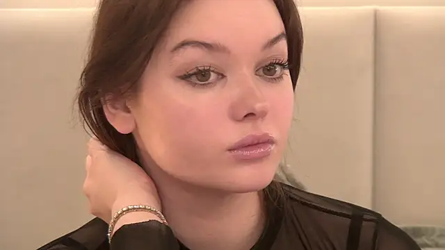 VickiBanxn Live XXX chat