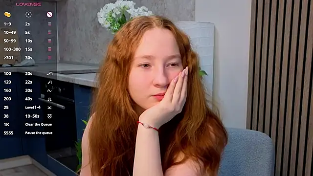 MaraButtrey Chat XXX in diretta