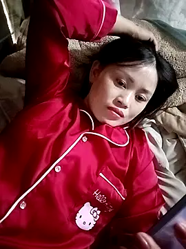 Eli18 Pertunjukan Webcam