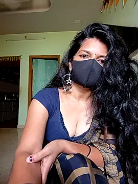 Shuttii_25n Live XXX chat