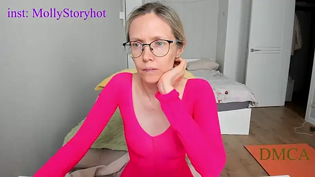 MollyStory's Live XXX Chat