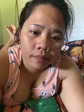 XXX chat uživo modela _UrSingleMamiBella_