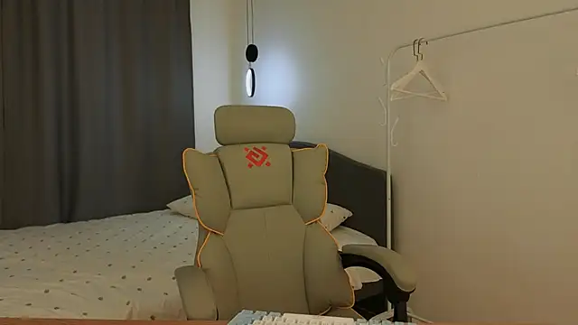 XXX chat uživo modela yourrdanceteacher