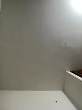 XXX chat uživo modela skullvalu