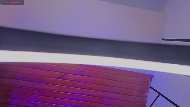 ELL_PBC Chat XXX in diretta