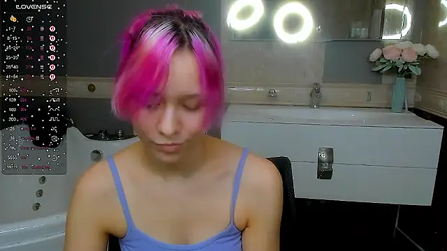 XXX chat uživo modela EmilyTrase