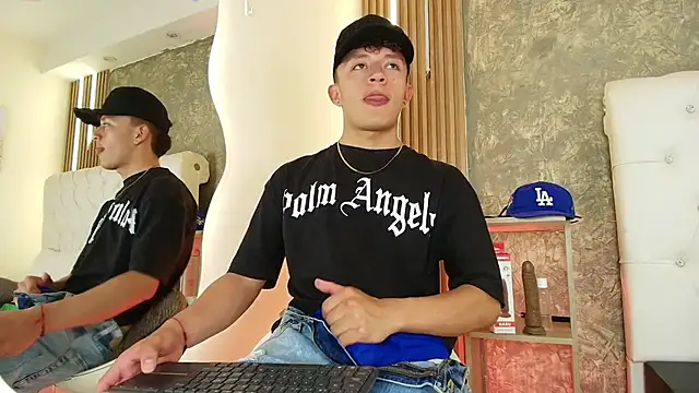 Dark_Nico Chat XXX in diretta