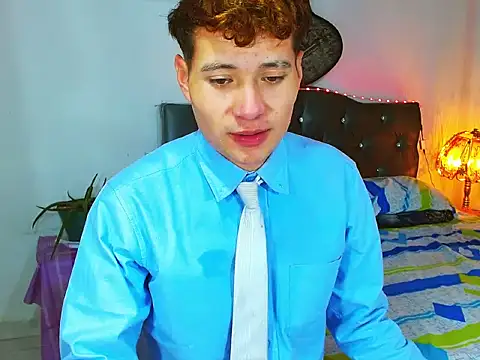 _Santi2 Chat XXX in diretta