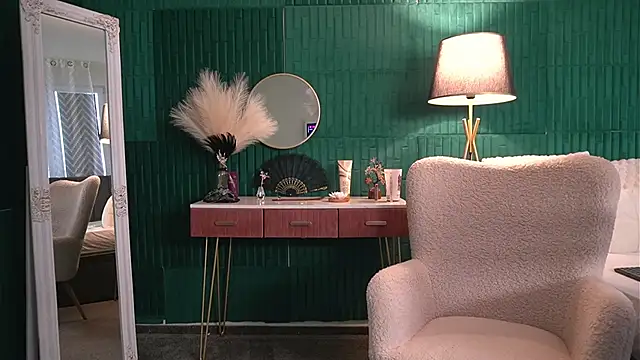 Chatroom XXX en direct de HaileyMoonn