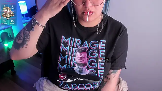 lucky-leah's Live XXX Chat