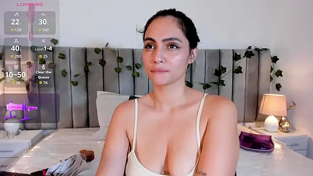 kareena_basu Chat XXX live