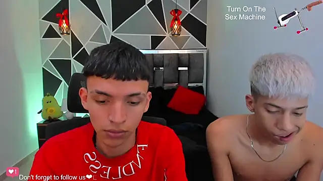 Онлайн чат XXX Juan_Nd_Steven