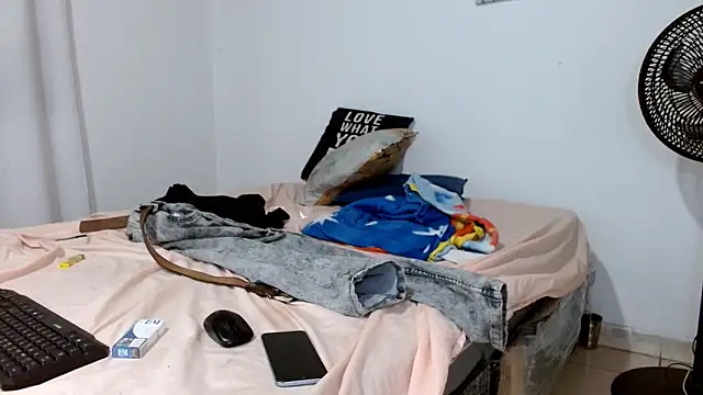 دردشة BrandonStond الجنسية المباشرة