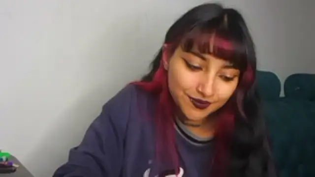 Chatroom XXX en direct de annibaby_88