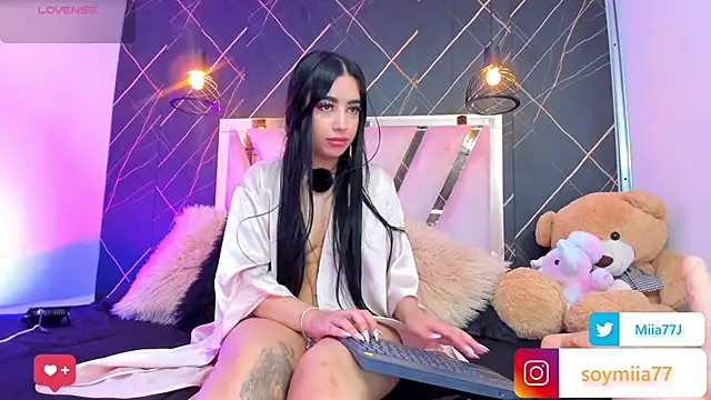 Miia77_'s Live XXX Chat