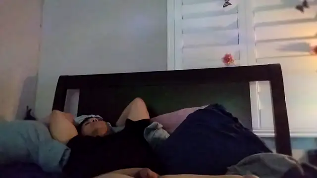 Pertunjukan Kamera Web cloudyspun