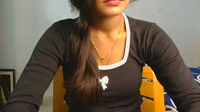 Aarti_misty71 Show in webcam