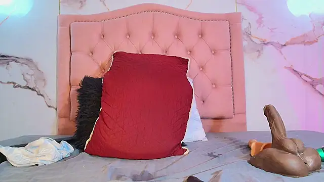 Chatroom XXX en direct de AlyaThompson