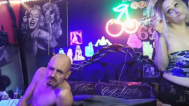 Chatroom XXX en direct de Splash_Queen420