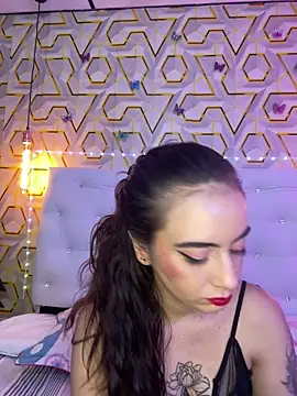 MelanyyJhonson15's Live XXX Chat