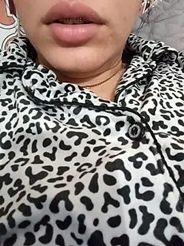 kamilia_sexyy Adlı Modelin Web Kamerası Şovu