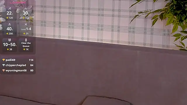 Chat +18 de Edna_Martin ao vivo