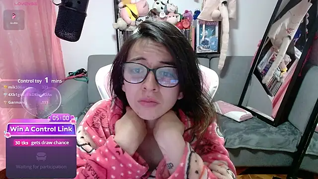 Maggie_Fox3: онлайн-секс-чат