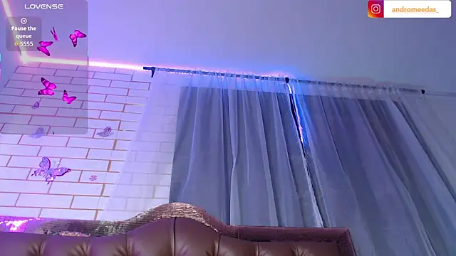 ANDROMEEDA: απευθείας συνομιλία ΧΧΧ