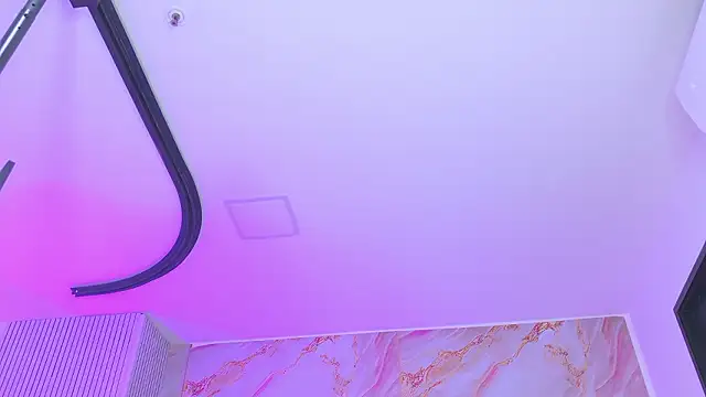 emmacurvyのライブXXXチャット