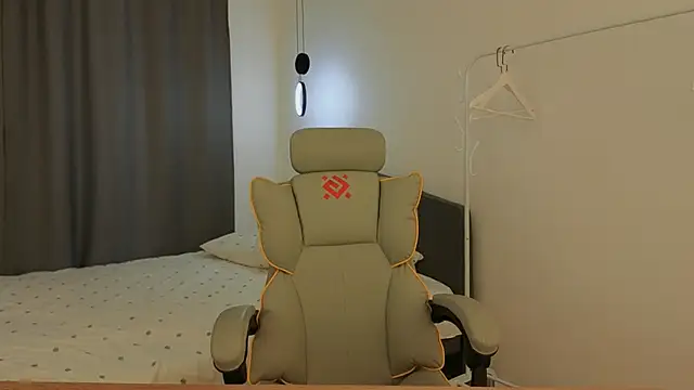 yourrdanceteacherのライブXXXチャット