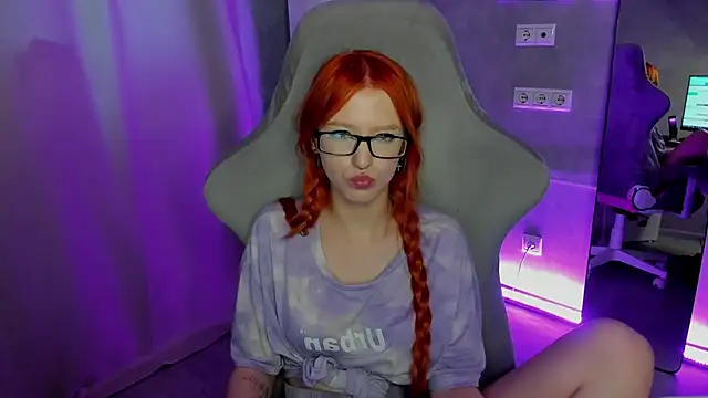 XXX chat uživo modela Emma_Dusk