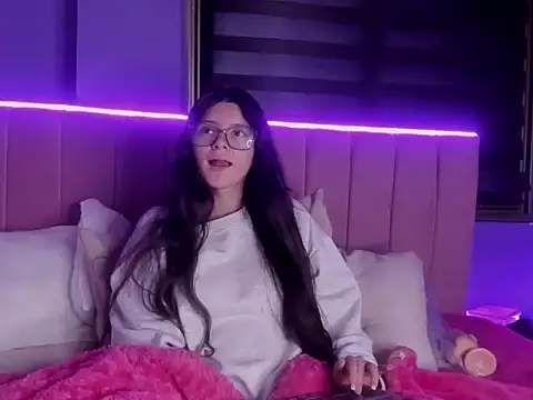 Živý XXX chat EmiSchwarz