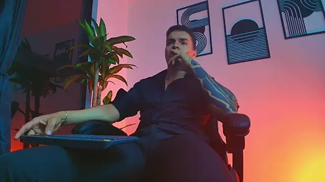 โชว์เว็บแคมของ ALPHA_DOMINUS_