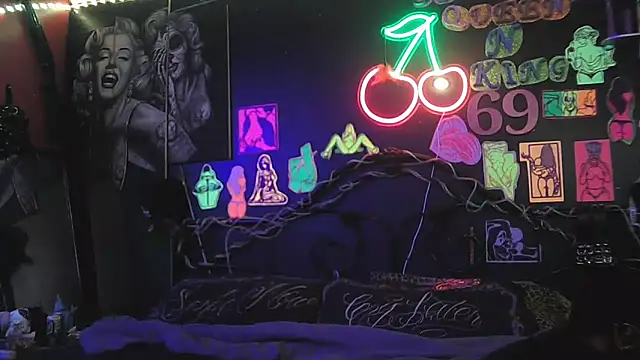 Splash_Queen420 Show in webcam