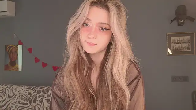 BellaSink's Live XXX Chat