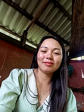 Rose-222's Live XXX Chat