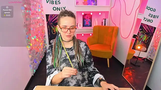 LisaFoxy_y's Live XXX Chat