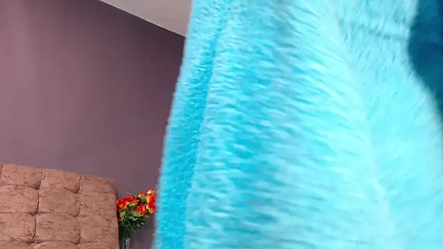 KateWelsin Adlı Modelin Canlı XXX Sohbeti