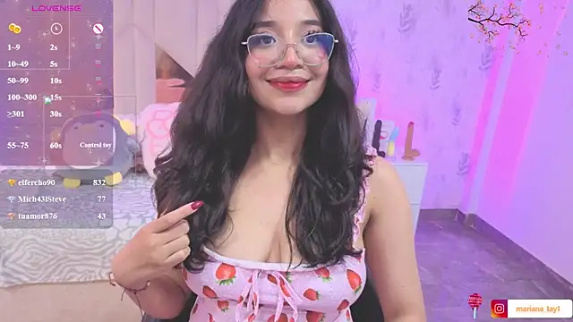 MARIANA_TAY1 Adlı Modelin Canlı XXX Sohbeti