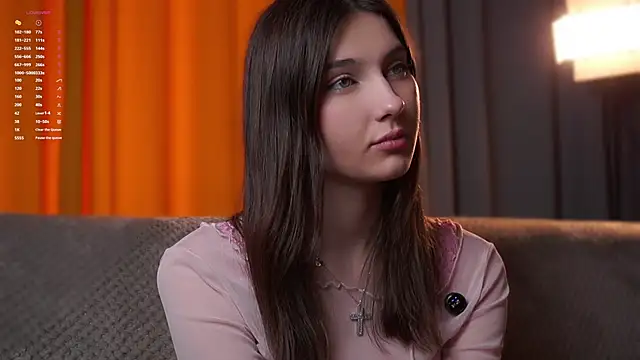 Chat +18 de KateCahee ao vivo