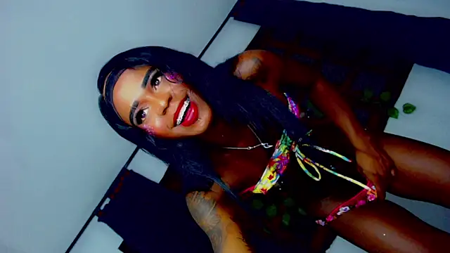 laaura_dolll Webcam Show