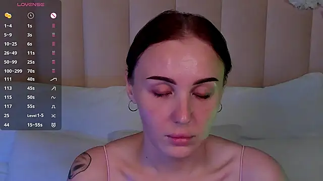 دردشة LianaFord الجنسية المباشرة