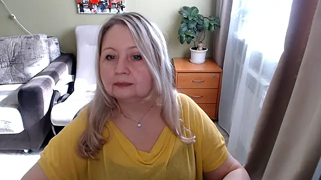 JanaMayer Adlı Modelin Canlı XXX Sohbeti