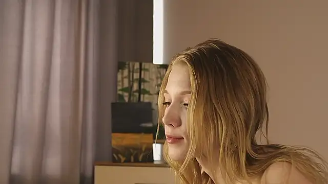 AliceLebel 现场XXX聊天